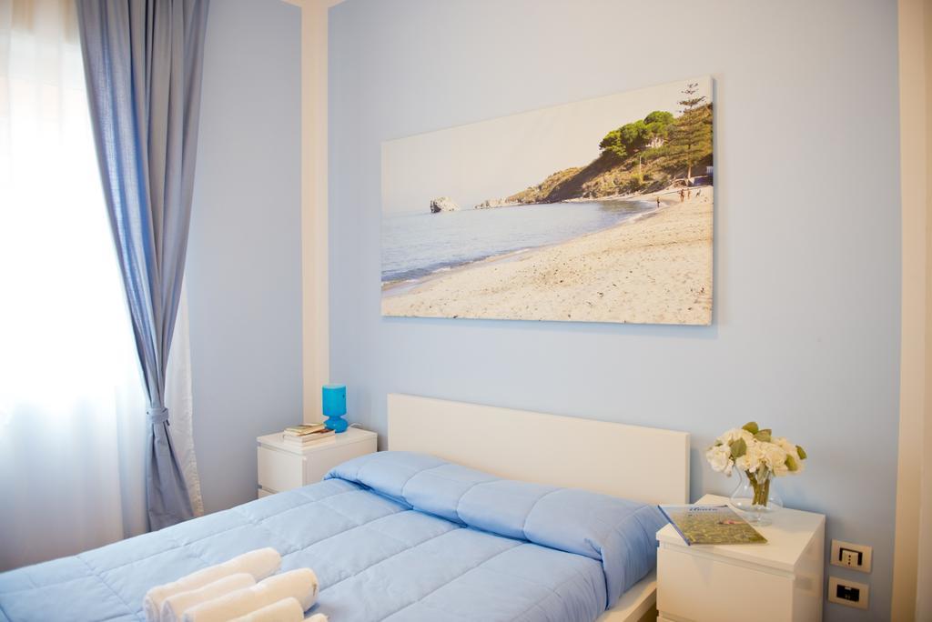 I Delfini Bed & Breakfast Agropoli Exterior photo