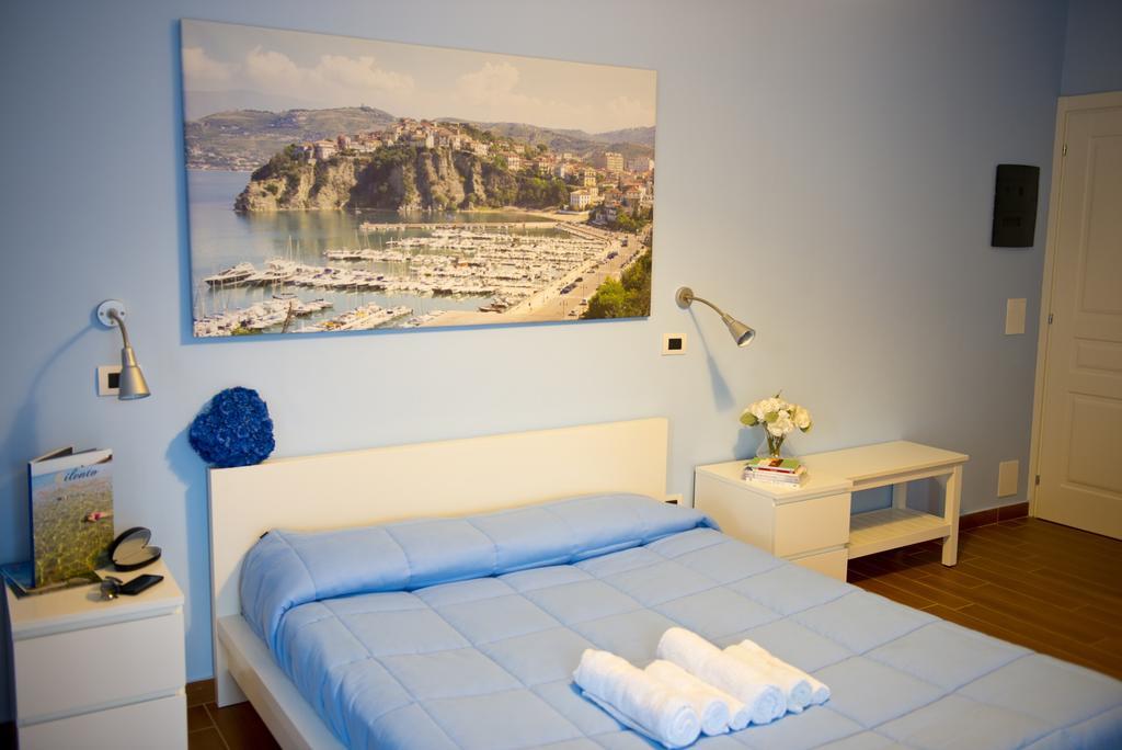 I Delfini Bed & Breakfast Agropoli Exterior photo